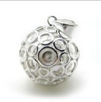 Verzilverde bola rondjes