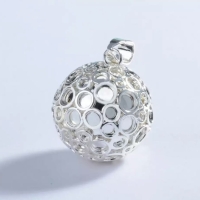 Verzilverde bola rondjes