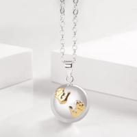 Zwangerschapsketting babyhandjes goud