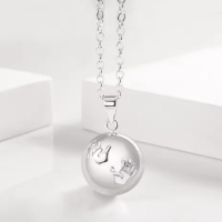 Zwangerschapsketting babyhandjes