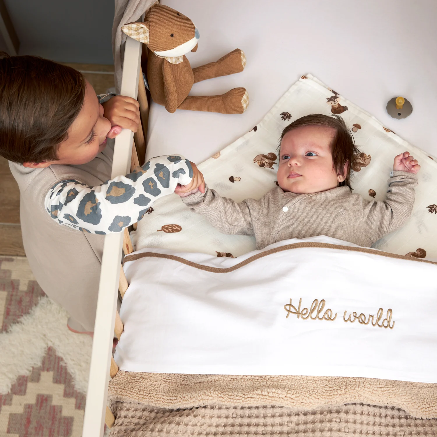 Ledikant laken Hello World